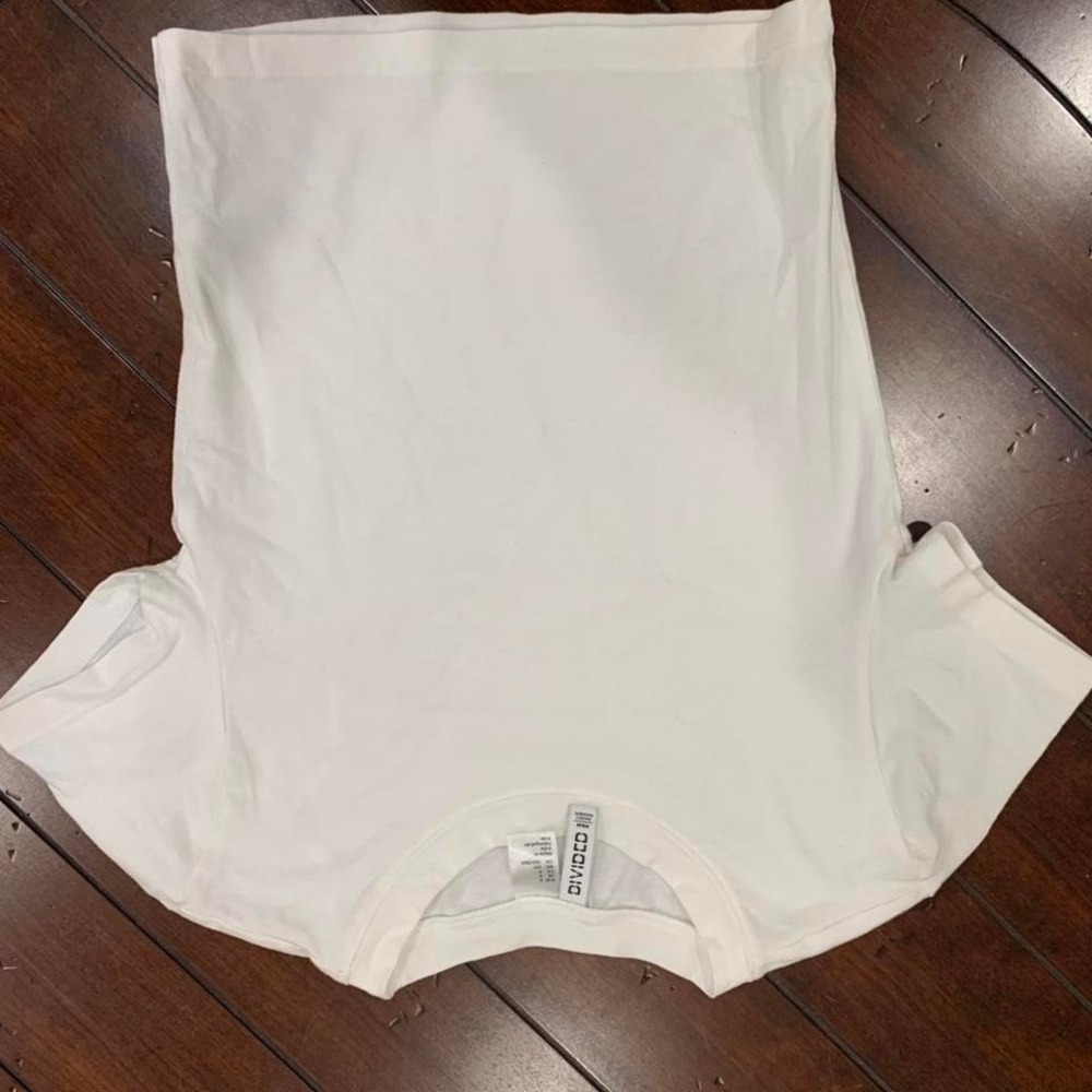 Y2K H&M Divided White Baby Tee Minimalist Renaissance Basic Small Indie off Duty - Picture 4 of 8